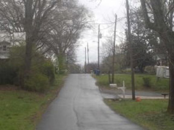 Exterior Neighborhood (street photo)