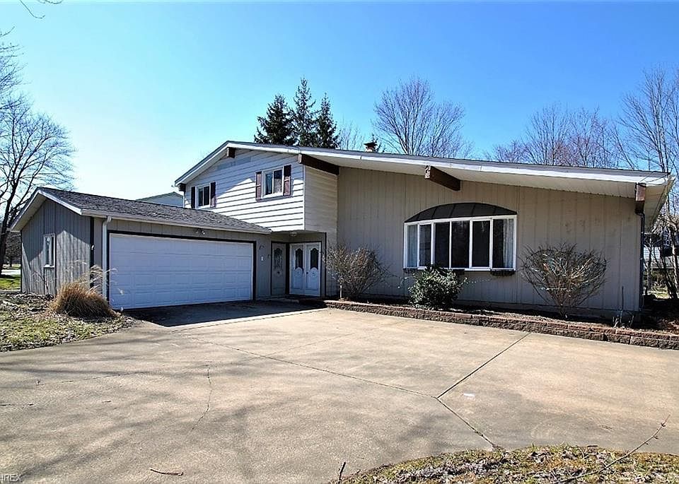 1st image of 17646 Merry Oaks Trl