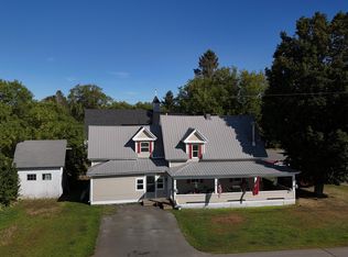 93 Cleaves St, Island Falls, ME 04747