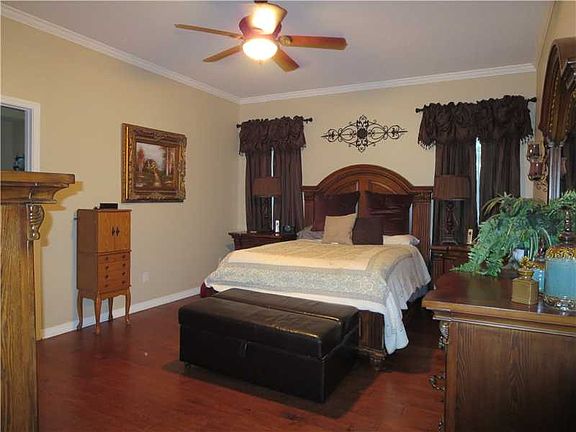 5th image of 4812 Northwood Hills Dr
