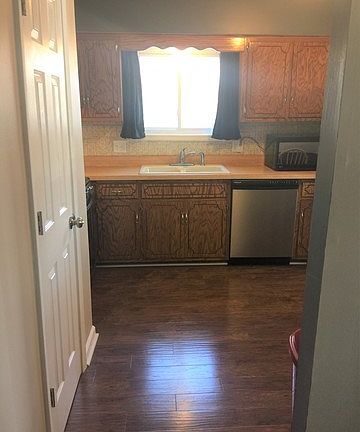 3rd image of 8118 169th St