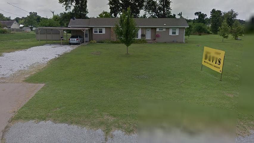 2nd image of 5802 E 32nd St