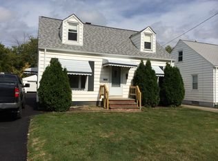 21503 Franklin Rd, Maple Heights, OH 44137