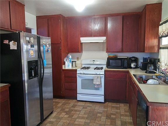 2nd image of 24718 Bamboo Ct