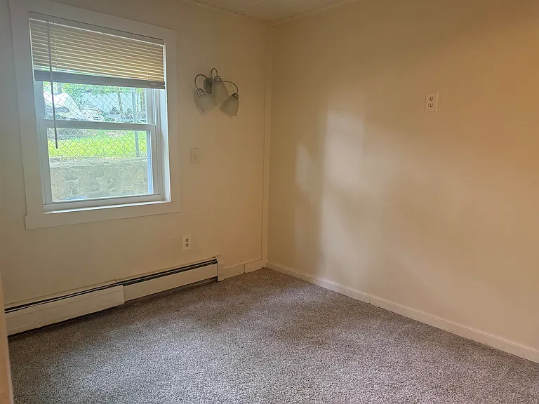 31 Pleasant St #1 — Photo 6