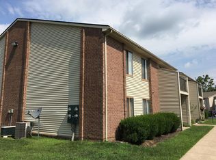 2002 Deer Park Cir #2005, Crestwood, KY 40014