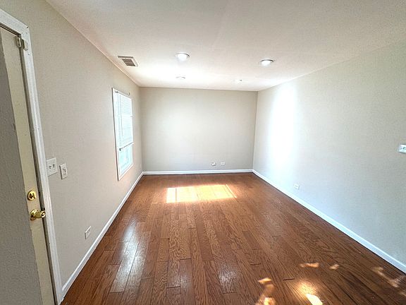 3rd image of 1851 McKool Ave