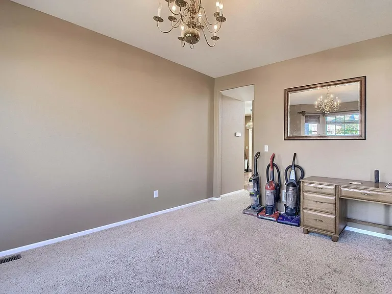20428 E Saratoga Pl — Photo 12