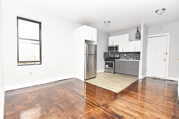Rented by Bohemia Realty Group | media 26
