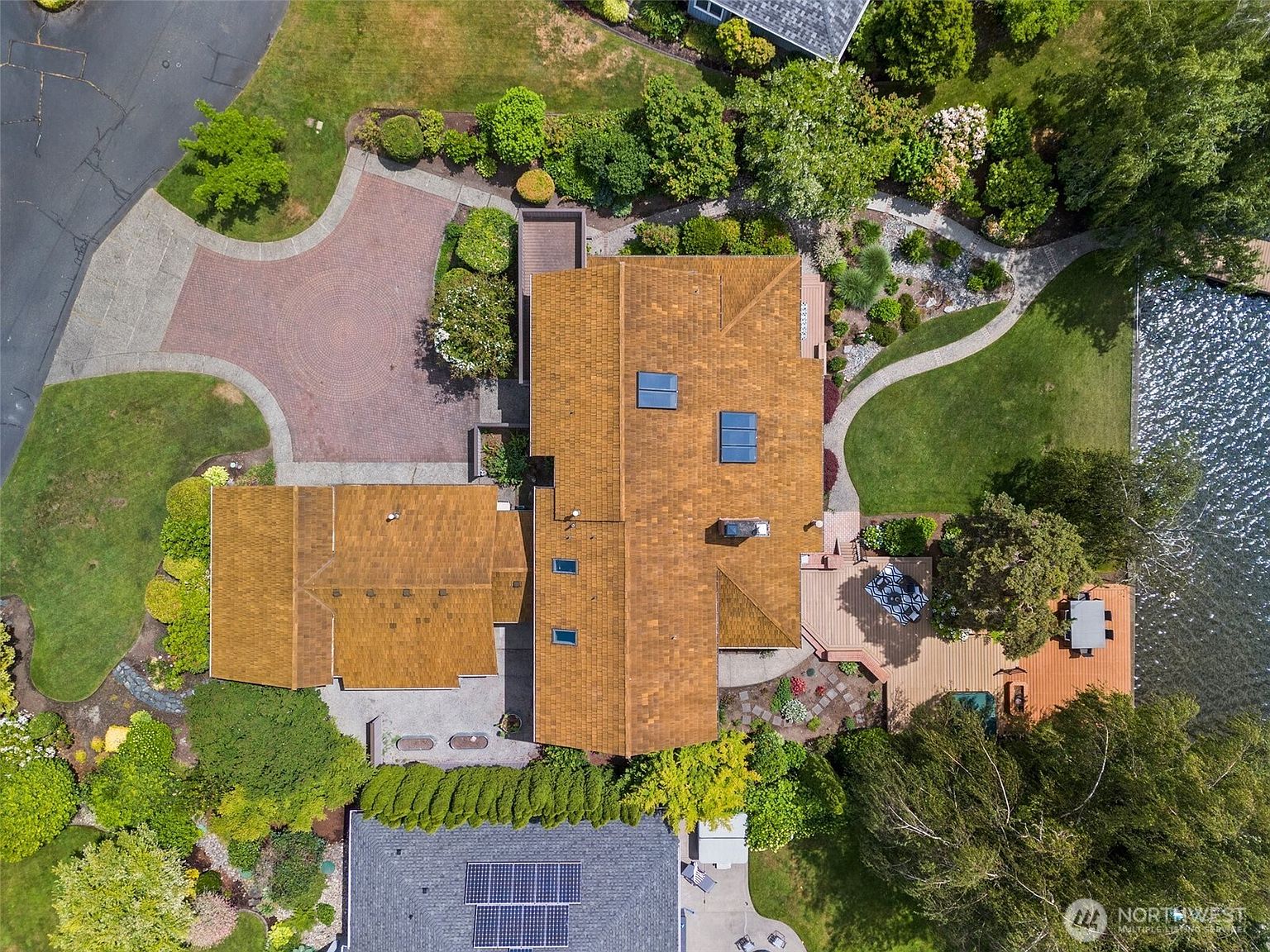 9d6cb5afa106189c8389f58c26b818