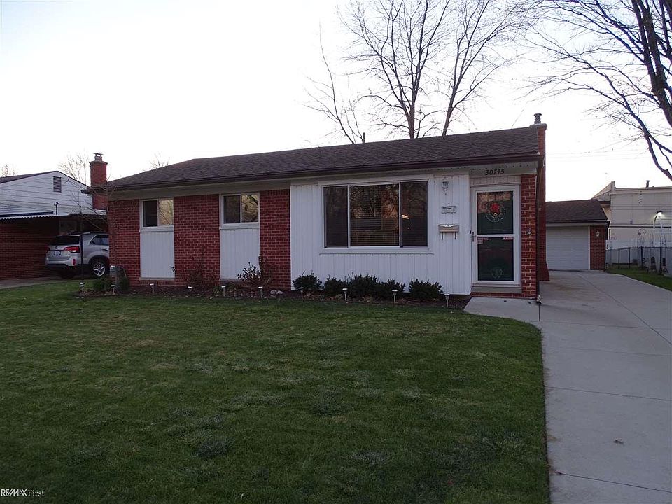 1st image of 30745 Bradner Dr