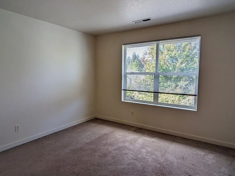 Halsey East Townhomes — Photo 291