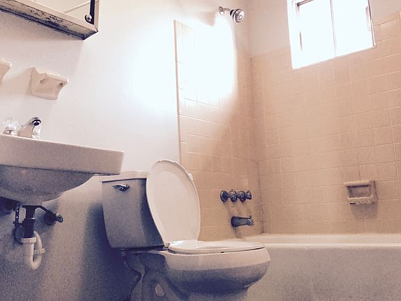 3rd image of 81 N 20th St APT C