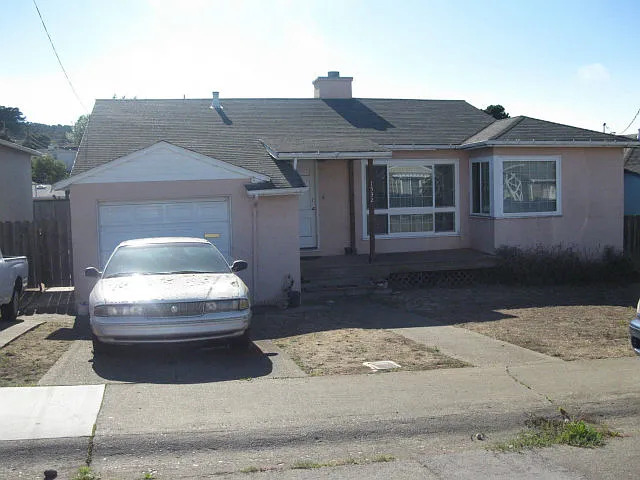 1532 Sweetwood Dr photo 1