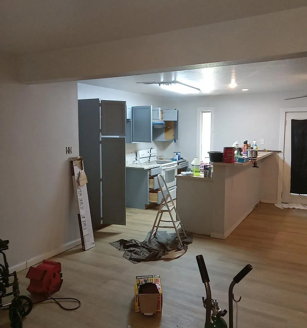 3 bed, 2.0 bath, 1200 sqft, $1,300 — Photo 4