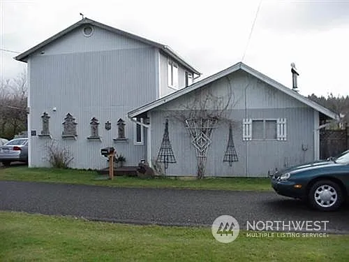 128 Oyehut Road photo 1