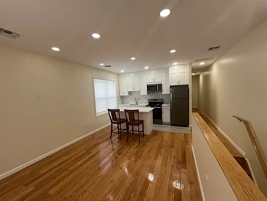 Rented by Peace of Mind Realty | media 5