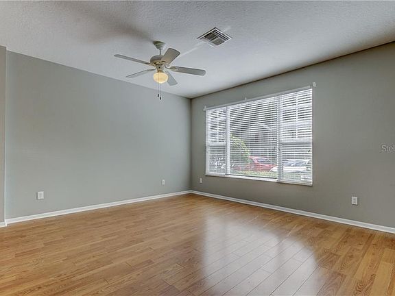 5th image of 210 Golden Pond Ct