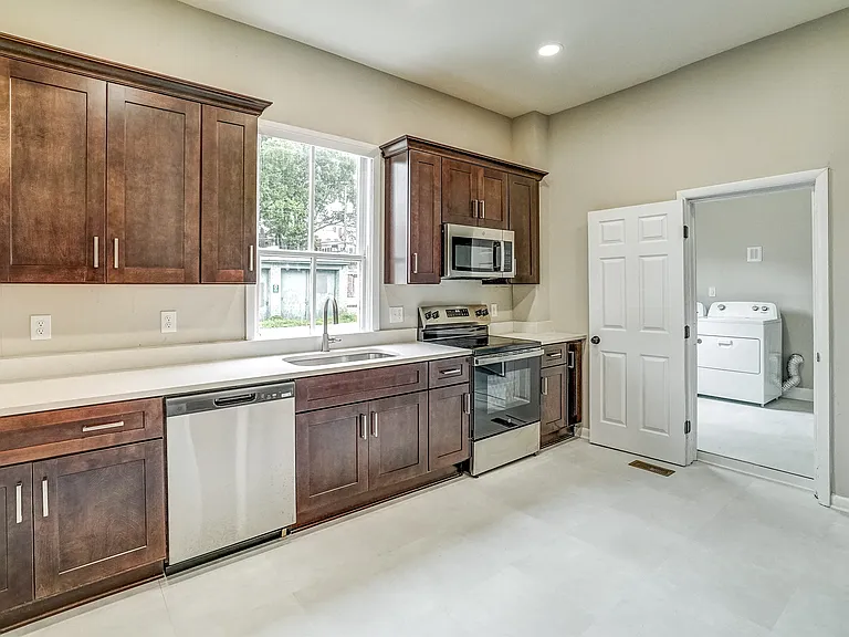 5 N Colonial Ave #1 — Photo 8