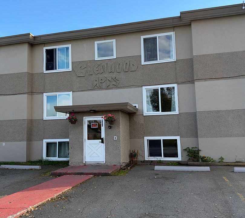 1st image of 900 W 26th Ave #7