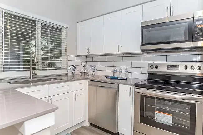 Tides at Desert Pointe — Photo 1