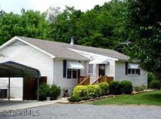 62 Burge Ln, Stuart, VA 24171