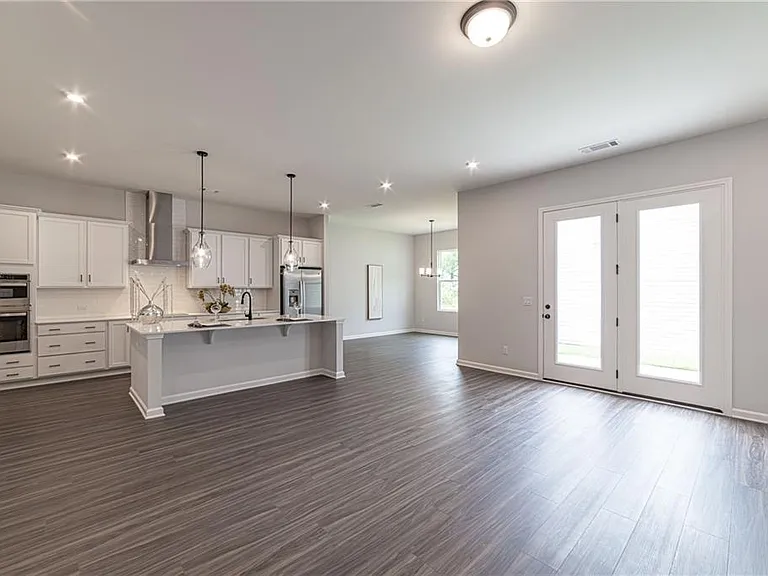 212 Birchwood Row — Photo 36
