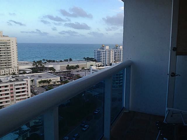 1st image of 6770 Indian Creek Dr APT 6S