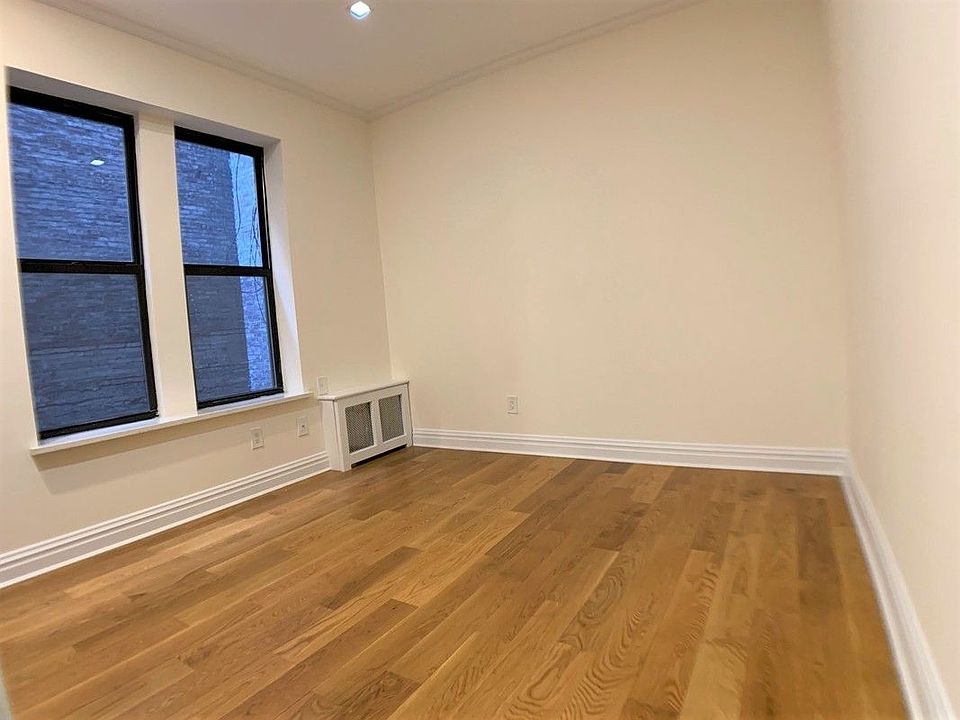 2nd image of 355 W 51st St APT 23A