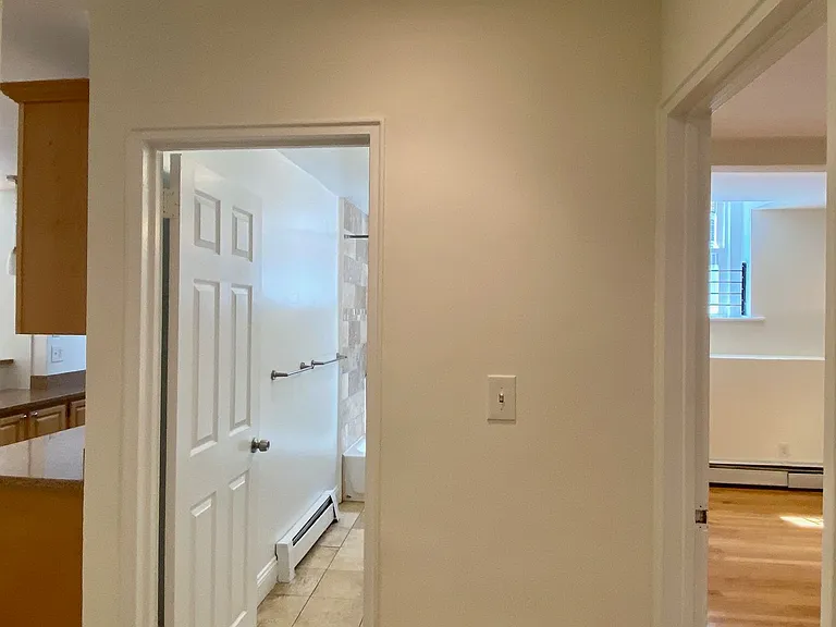 1322 Commonwealth Ave #3D — Photo 4