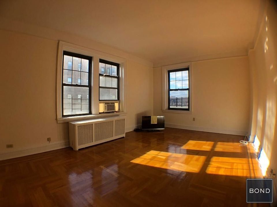 1st image of 825 W 187th St APT 4L