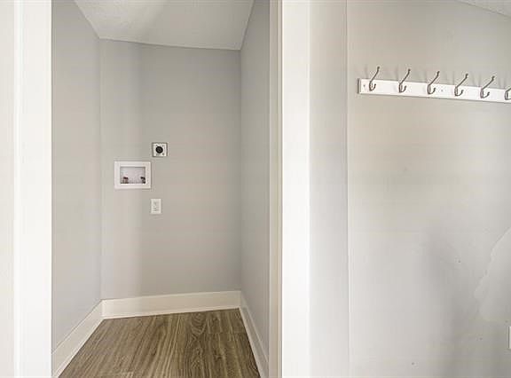 5th image of 1033 E 23rd Ave