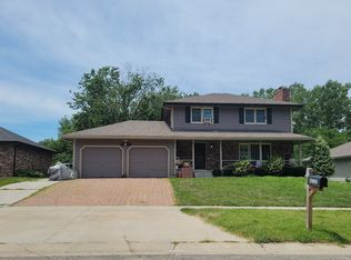 4225 SW Colly Creek Dr, Topeka, KS 66610