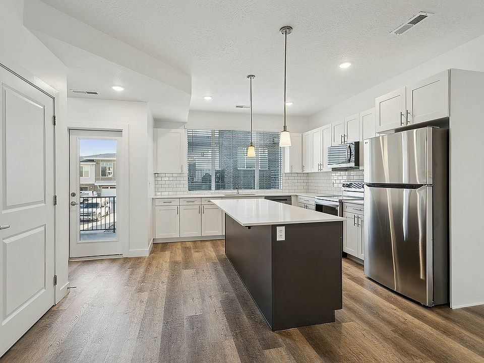5543 Straights Lane, West Valley Unit 5547_HDR018-SharpenAI-Motion