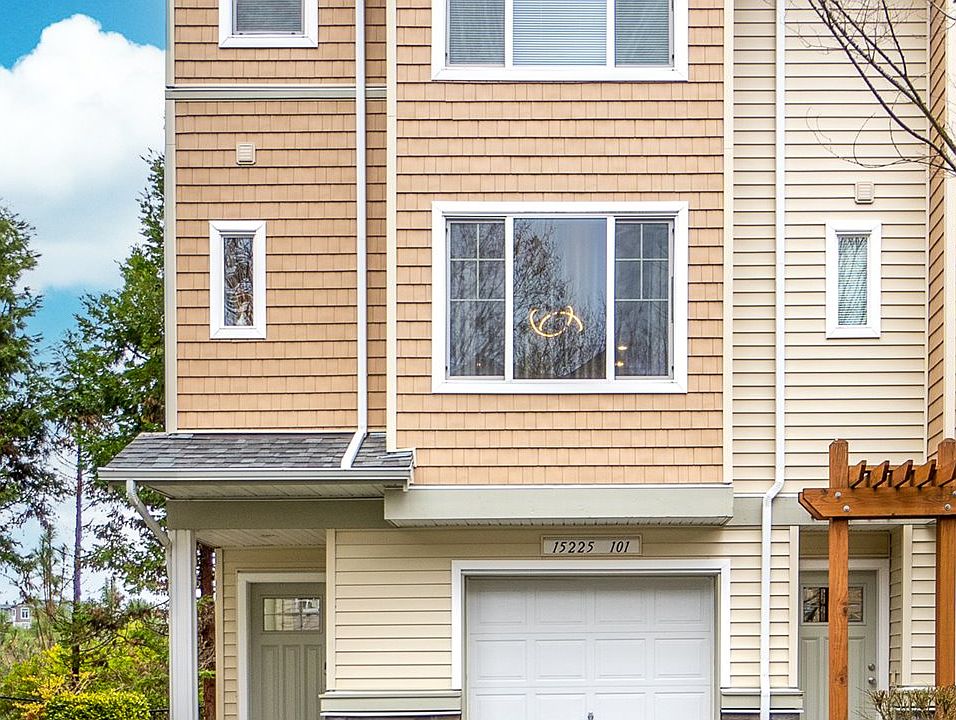 1st image of 15225 SW Mallard Dr Ste 101