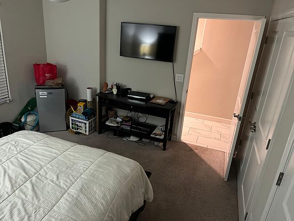 3rd image of 1537 W Cass St #1537