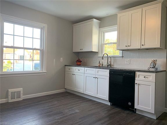 2nd image of 9105 Ansonia Ave