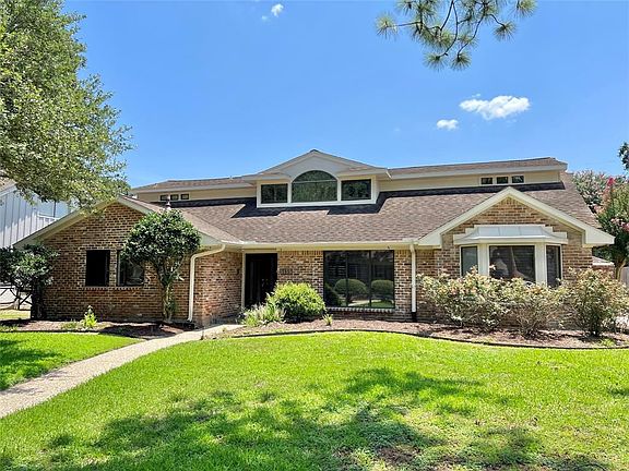 4th image of 5135 Braesvalley Dr