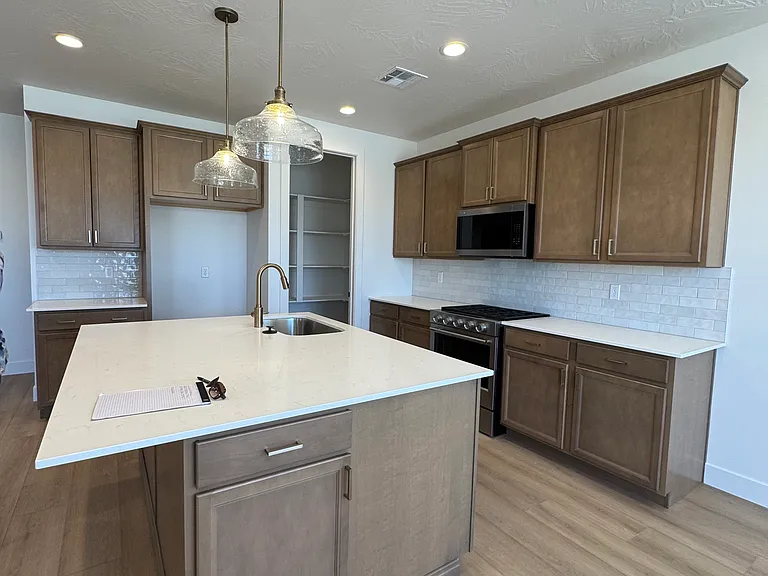 663 S Molveno Trl — Photo 13