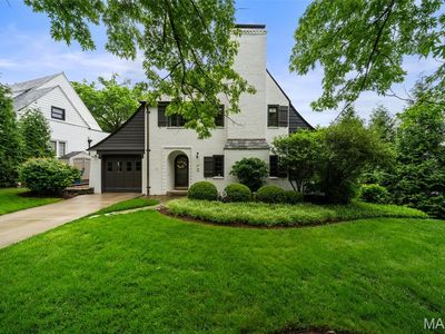 27 Ridgetop Dr, Saint Louis, MO, 63117