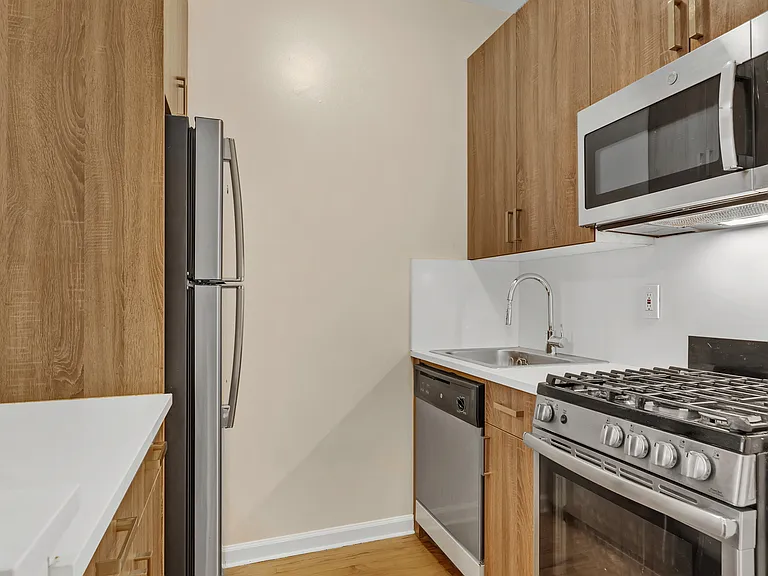 1167 2nd Ave #4-N — Photo 1