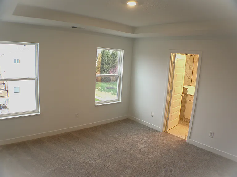 13859 Gatsby Dr — Photo 23