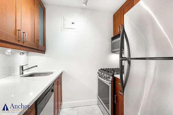 Sold by Anchor Associates | media 10