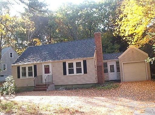 2nd image of 181 Parker St