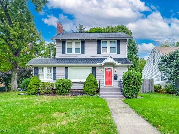 2543 Ardwell Ave, Akron, OH 44312