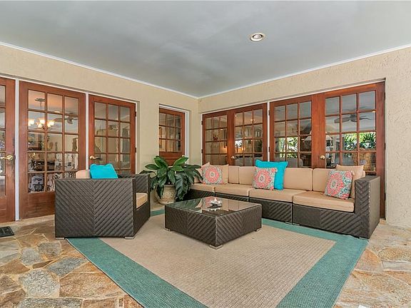 4th image of 9 Riverview Dr