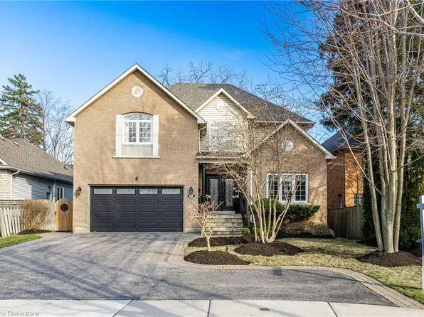 2532 Rebecca St, Oakville, ON L6L 6N8