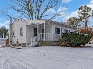 1724 8th Ave, Toms River, NJ 08757
