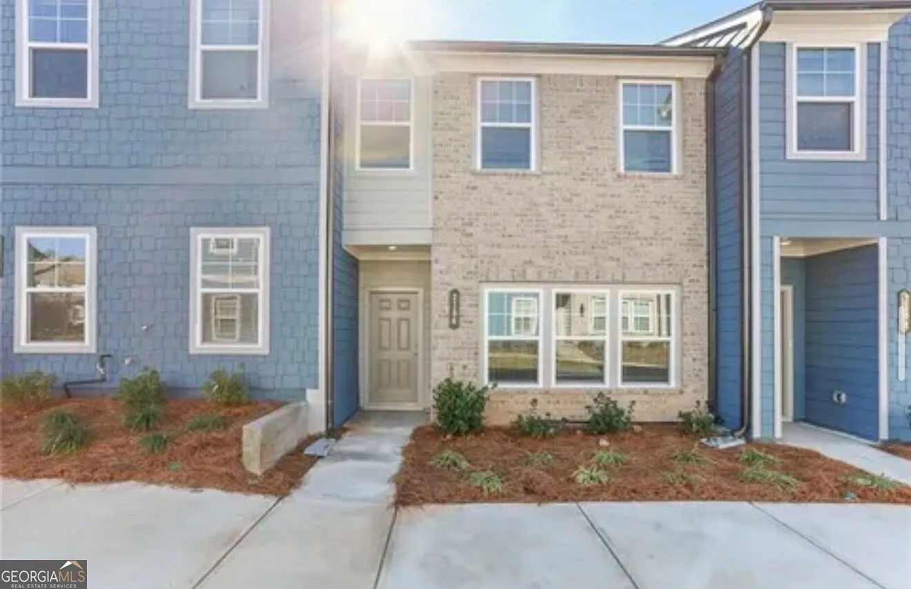 3 bed, 2.5 bath, 1507 sqft, $2,150 — Photo 2