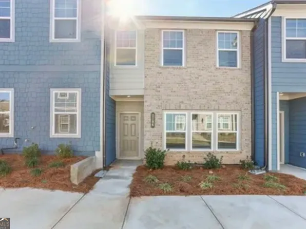 2106 Stillhaven Pl, Douglasville, GA 30135